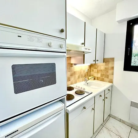 Apartamento Charmant Rez De Jardin - 900m Plage De Pontaillac